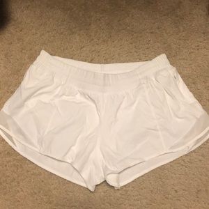 Lululemon Hotty Hot 2.5”